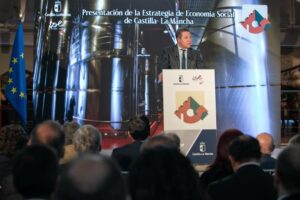 García-Page propone una estrategia robusta basada en el cooperativismo para revitalizar el mercado inmobiliario con un ‘electroshock’