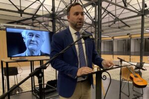 Controversia en Tomelloso: El PSOE denuncia actitudes machistas en cursos para mujeres, mientras el alcalde defiende la iniciativa de su predecesora