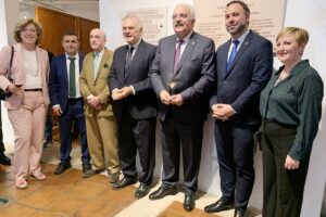Celebración en Tomelloso en honor a los enólogos y homenaje a Pedro Piqueras