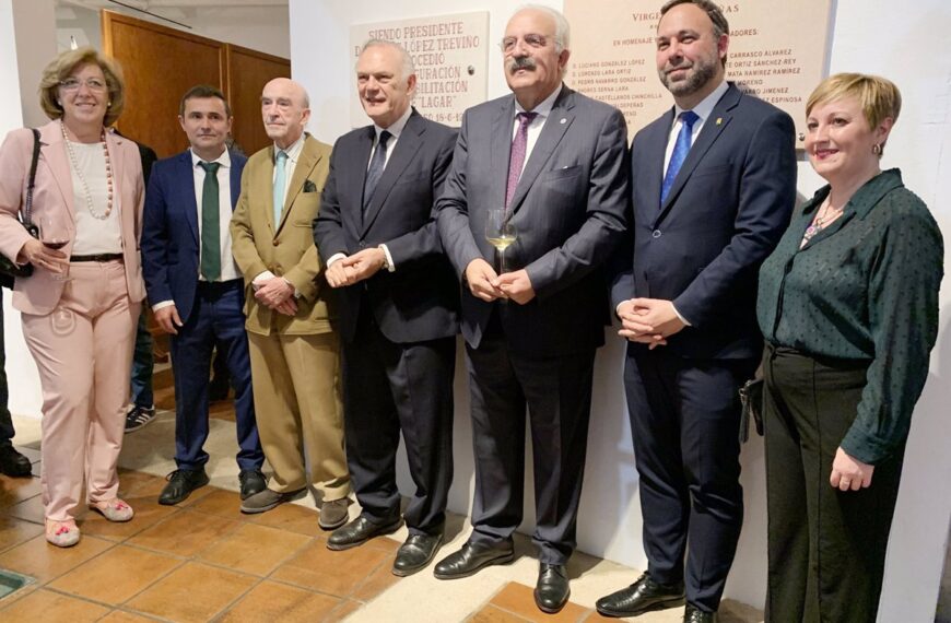 Celebración en Tomelloso en honor a los enólogos y homenaje a Pedro Piqueras