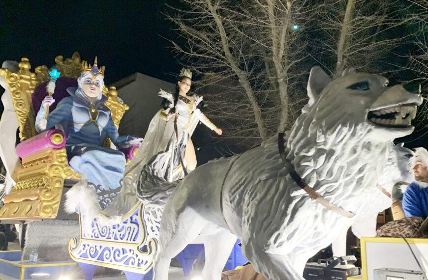 El Burleta, de Campo de Criptana y Déjame que te Cuente, de Villafranca de los Caballeros, triunfan en el Desfile Nacional Carrozas y Comparsas