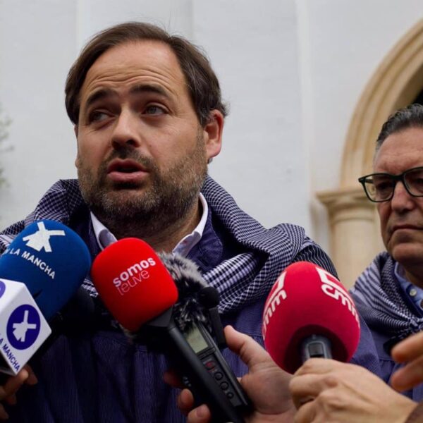 Entrevista: Núñez cuestiona a Page por respaldar a Sánchez sin beneficios para Castilla-La Mancha