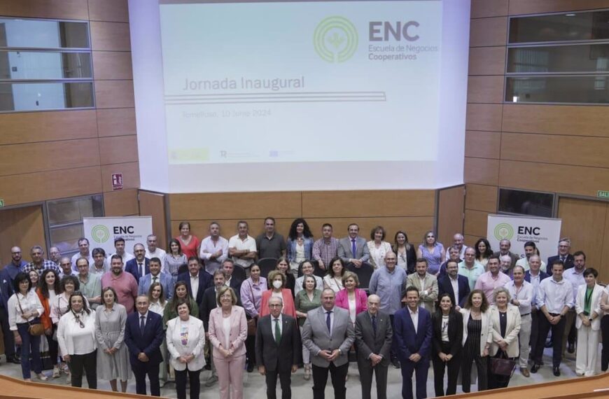 Echa a andar la Escuela de Negocios Cooperativos de C-LM para aumentar la competitividad de los productos cooperativos