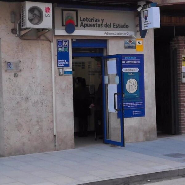 El primer premio del sorteo de Lotería Nacional, dotado con 600.000 euros al número, toca en Tomelloso