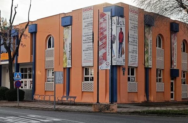 El gobierno de Castilla-La Mancha promueve la fotografía en Tomelloso