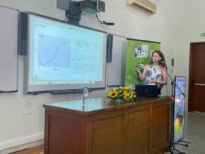 Últimas investigaciones en bioeconomía circular y sistemas agrícolas de pistachos presentadas por investigadores del Iriaf