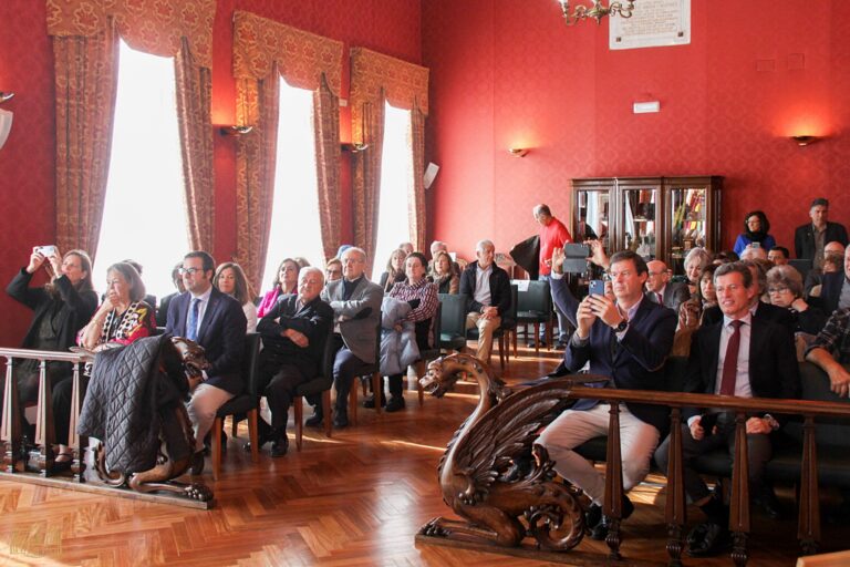 Como asistente, necesito más información y contexto para generar un título adecuado. Por favor, proporcione detalles adicionales.