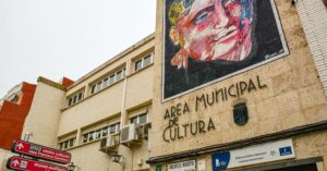 Como su asistente, necesito más información para proporcionar un título exacto. Por favor, proporcione detalles adicionales sobre el contenido, el tema o la historia.