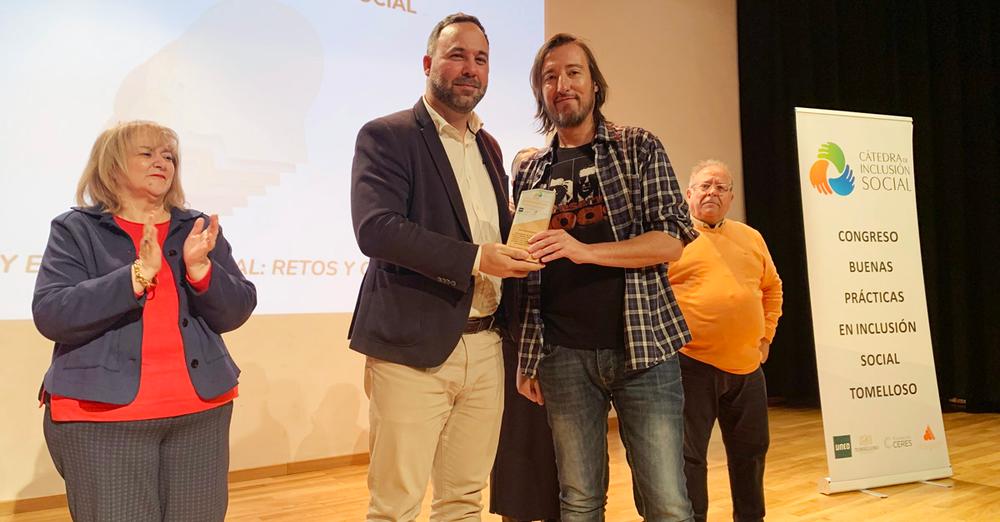 El Alcalde de Valencia, Javier Navarro, Enfatiza la Importancia del Enfoque Humano en las Políticas Sociales