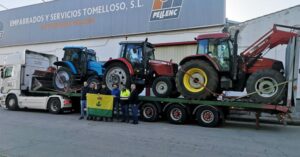 Entrega Personal de Tres Tractores esta Mañana para Apoyar en Tareas de Limpieza: Una Iniciativa Destacada