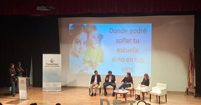 Jornada de Educación en el Auditorio López Torres: Maestra y Psicóloga E… como Invitada Especial