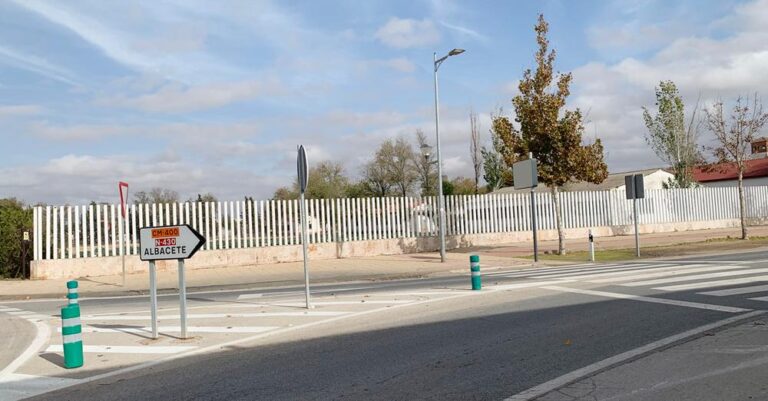 Planes para la construcción de un pabellón ferial en la parcela del IRIAF en la N-310: el Ayuntamiento asumió los costes