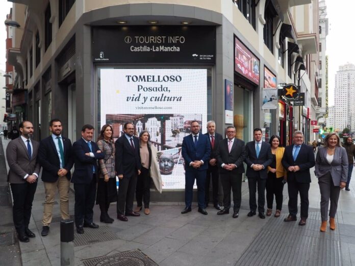 Tomelloso "conquista" la capital de España con su patrimonio, su gastronomía y su arte