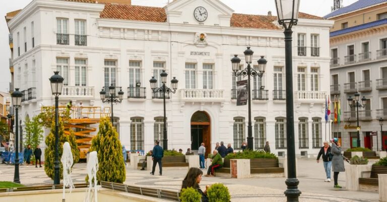 Ayuntamiento de Tomelloso anuncia suspensión de rutas de transporte deportivo debido a circunstancias imprevistas