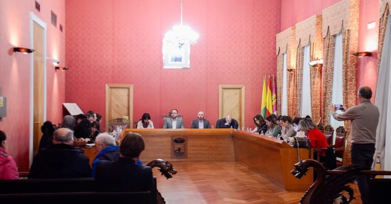 Pleno de la Corporación en Sesión Ordinaria de Enero Aprueba por Unanimidad Manifestar Apoyo del Ayuntamiento