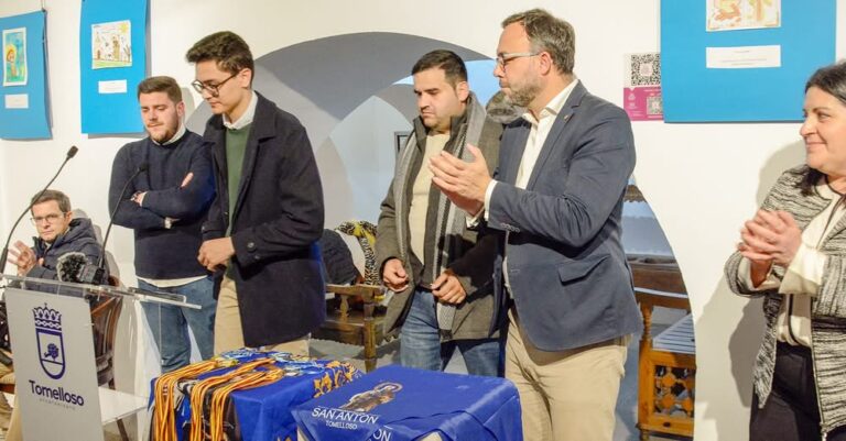 Último Día para Visitar la Exposición de Dibujo Infantil de San Antón este 15 de Enero