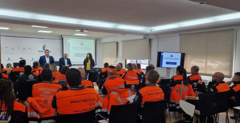 Capacitación básica para voluntarios de Protección Civil: cerca de 50 participantes en la XXIII edición.