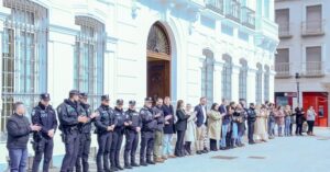 Convocan un minuto de silencio en la Plaza de España de Tomelloso en memoria de las víctimas, a petición de la FEMP