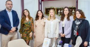 Alcalde Javier Navarro visita el nuevo y moderno Centro de Psicología de Esther Mezcua