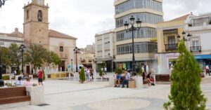 Descenso del Desempleo en Tomelloso: Registran 135 desempleados menos en Marzo 2025 comparado con el mismo periodo del 2024