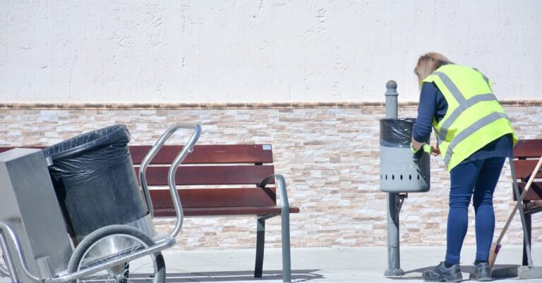 El Ayuntamiento Expresa Descontento por la Tardía Convocatoria de la JJCC para el Plan de Empleo 2024, Publicada en Enero 2025