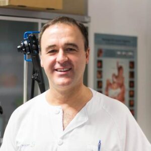 El líder del departamento digestivo de Tomelloso brilla en un encuentro global sobre esofagitis eosinofílica y sus tratamientos innovadores.