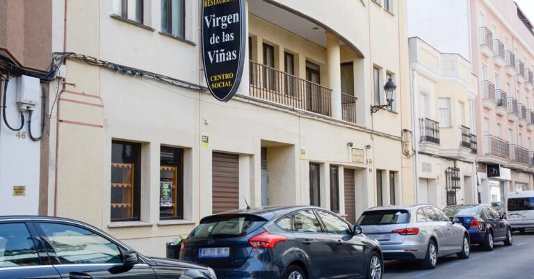 Charla Informativa sobre Problemas Agrícolas en Tomelloso: Una Iniciativa del Ayuntamiento y la Organización ASAJA