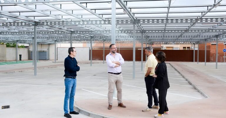 Inauguración Inminente del Parking Disuasorio en la Avenida Juan Carlos I: Sólo Faltan Pequeños Detalles