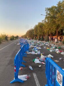 Compromiso y Eficiencia en Acción: Transformación Impactante en la Limpieza Matutina