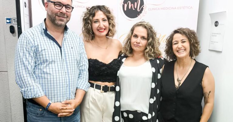 El Alcalde Navarro celebra el segundo aniversario de la Clínica Médica Mónica Novillo con una visita especial