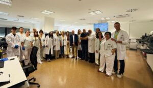 El laboratorio del Hospital de Tomelloso alcanza más de 10,000 pruebas mensuales gracias a innovadoras técnicas diagnósticas.