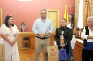 Tomelloso se llena de aroma de Feria: 44 años celebrando el Festival Folklórico de Manantial del Vino