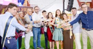 XIII Fiesta del Vino Celebra Un Rotundo Éxito de Asistencia, Convirtiéndose en Uno de los Eventos más Esperados del Programa