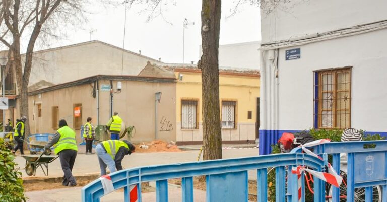 El Ayuntamiento anuncia una nueva intervención en la red de agua potable y saneamiento bajo el Plan de Obras Municipales, con una inversión significativa