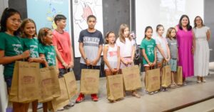 Éxito rotundo en la clausura del Juego Lector del Verano en el salón de actos de la Casa de Cultura