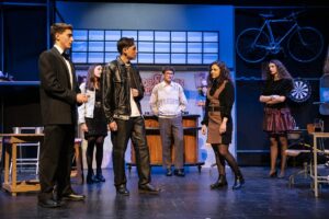 Renacimiento de los 80: Platea Teatro Renueva ‘Los ochenta son nuestros’ de Ana Diosdado