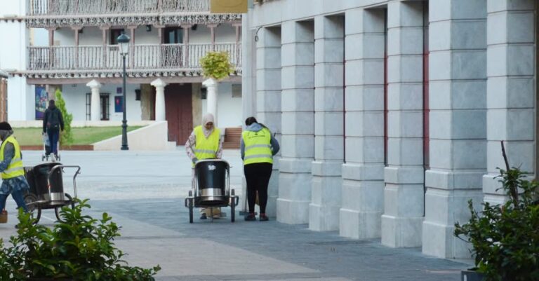 Tomelloso experimenta una disminución de 129 desempleados en septiembre, alcanzando la cifra más baja de paro total con 2.358 personas
