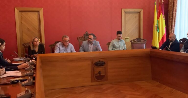 Unanimidad en el Pleno para Aceptar la Ayuda de 9.117.092 euros de Fondos Europeos FEDER para Proyectos de Ejecución Unanimidad en el Pleno para Aceptar la Ayuda de 9.117.092 euros de Fondos Europeos FEDER para Proyectos de Ejecución