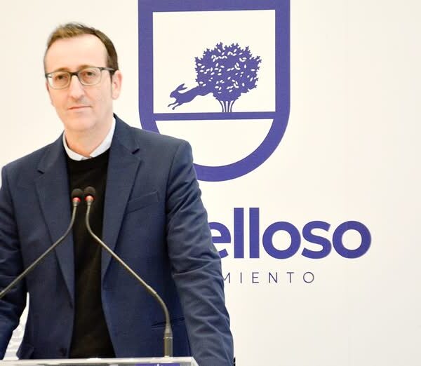 Antonio Calvo presenta la II Gala de los Premios Educativos ‘Ciudad de Tomelloso’