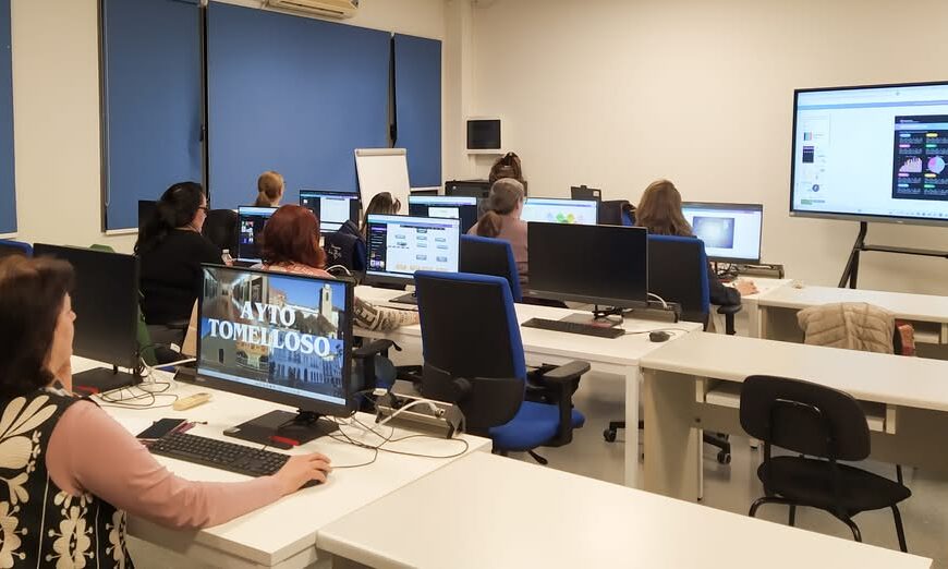 Curso de Diseño Gráfico con Canva para Trabajadores Municipales se Cierra Exitosamente en Tomelloso