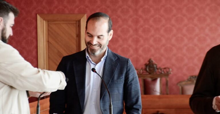 El Concejal de Urbanismo de Tomelloso, Benjamín de Sebastián Ofrece Actualización Ante los Medios de Comunicación