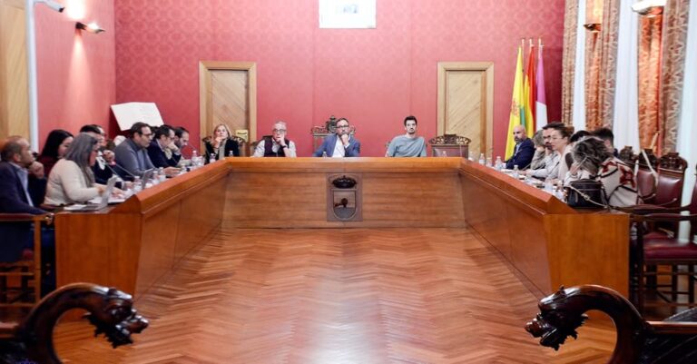 El Pleno Exige al Gobierno la Reversión del Recorte del Plan Corresponsables