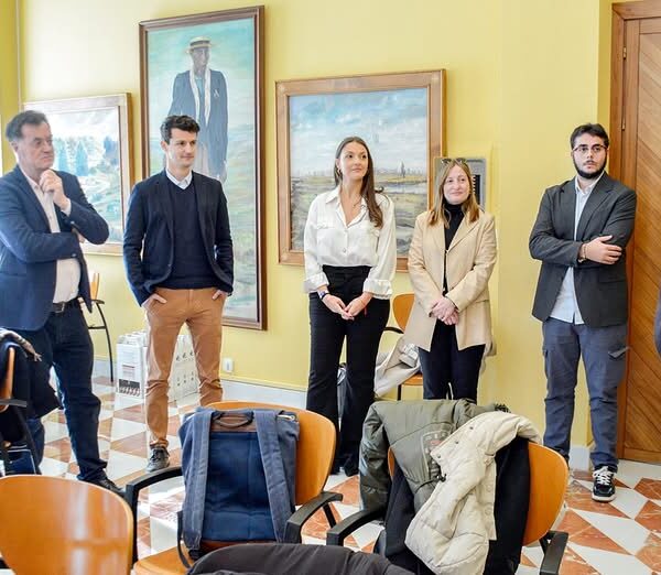 Recepción a Periodistas Especializados en Turismo en la Sala Francisco Carretero del Ayuntamiento