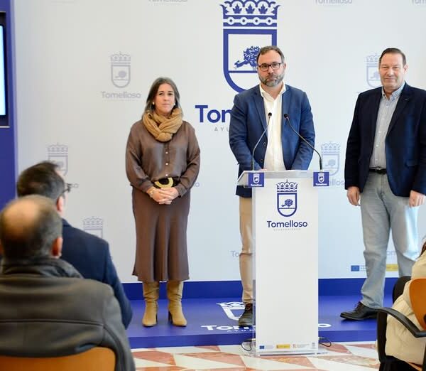 Alcalde anuncia Presupuestos Municipales 2026: Refuerzo Social, Congelación de Impuestos y Gran Impulso Inversor