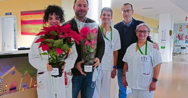 Alcalde y Concejal Antonio Calvo Celebran las Fiestas Navideñas con Pacientes del Hospital de Tomelloso