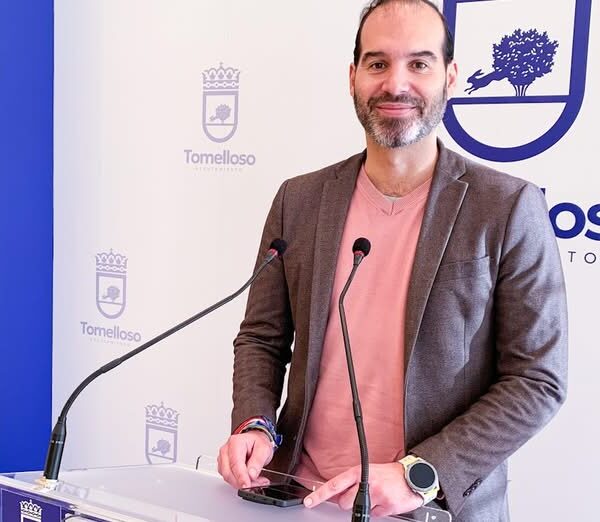 Celebra la Navidad en Movimiento: Carrera Papá Noel 2025 se Realizará este Sábado en el Estadio Municipal Paco