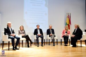 Homenaje a Profesores Jubilados 2025: Ayuntamiento de Tomelloso Actualiza Álbum de Fotos