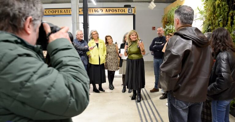 Inauguración de la Exposición ‘Instantes, Miradas’ del ‘El Galgo Blanco’ se Realizó con Éxito el Pasado Viernes