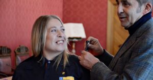 María Vicenta López Martínez es Oficialmente Presentada como la Nueva Jefa de Protección Civil de Tomelloso por Benito Benito