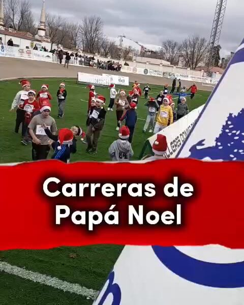 Tomelloso se Llena de Alegre Entusiasmo en las Carreras de Papá Noel en el Paco Gálvez